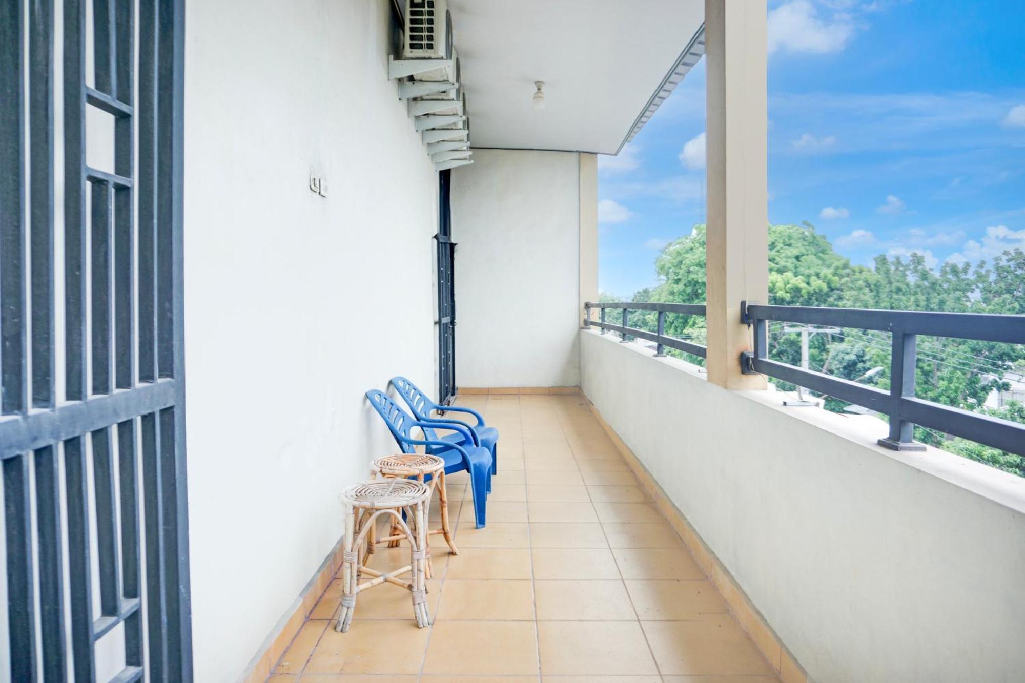 Hotel O Sukarame Near Universitas Islam Negeri Raden Intan Lampun Formerly Hotel Wisma Tri Handayani Бандар Лампунг Екстериор снимка
